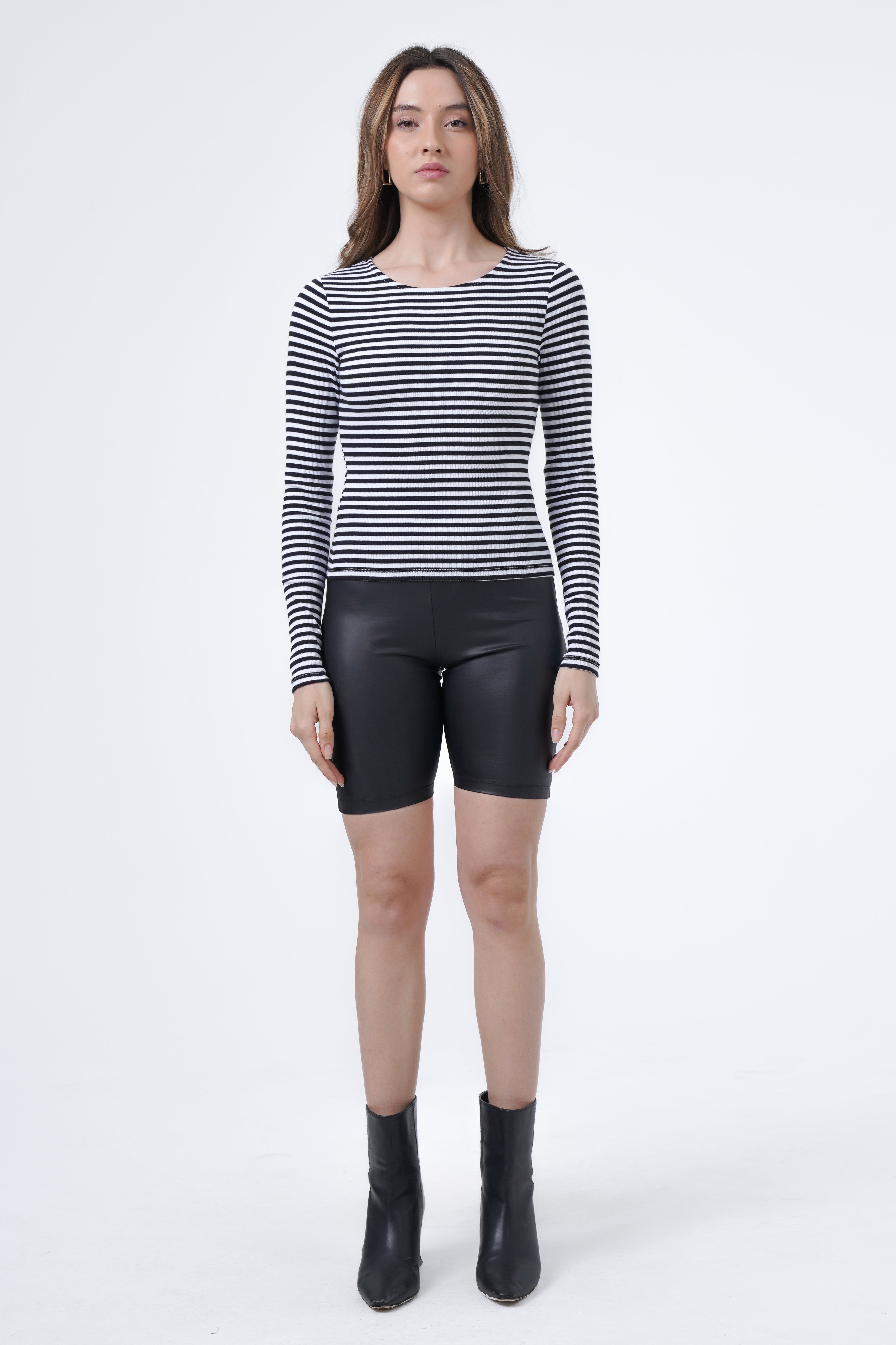 leather short