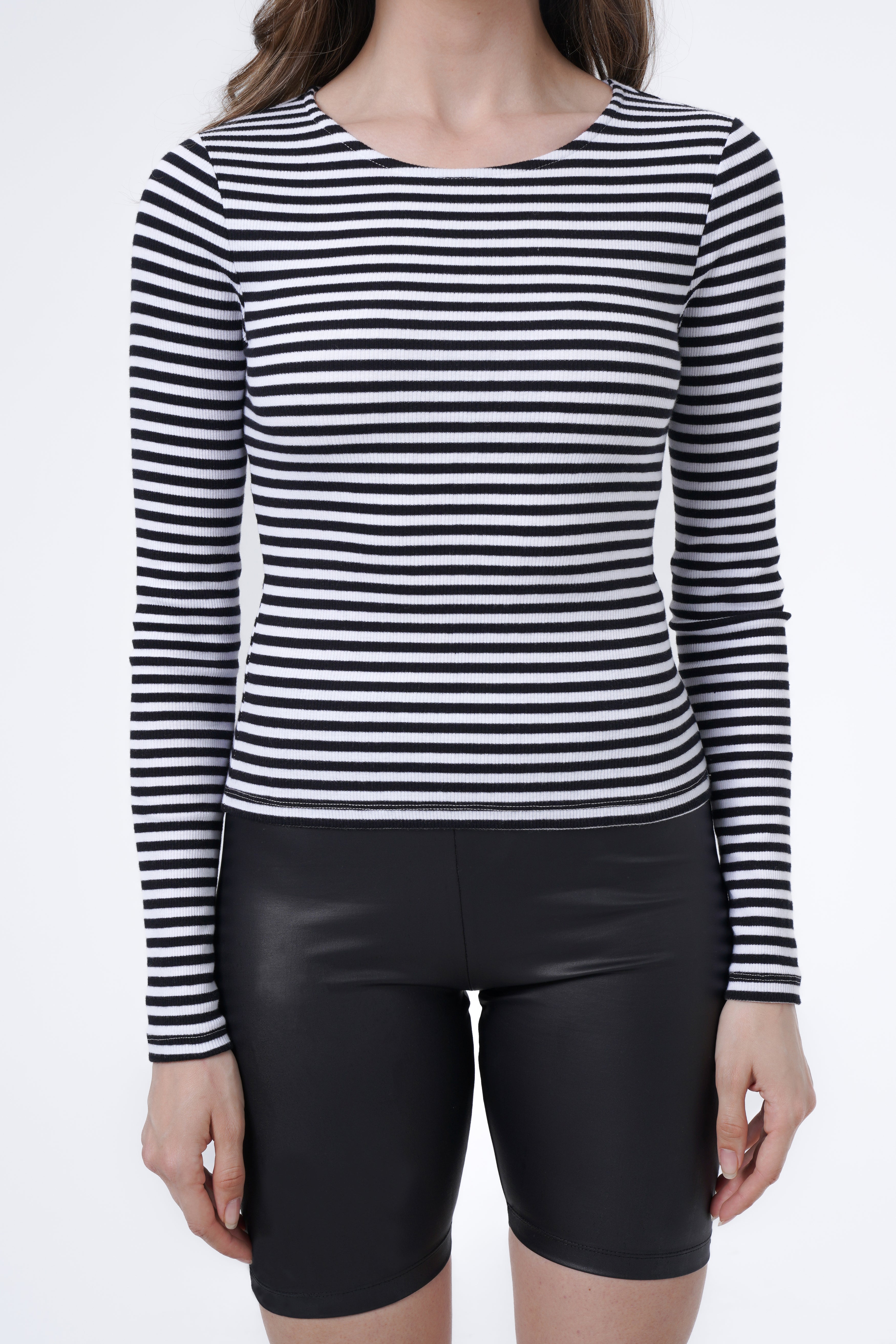 leather short