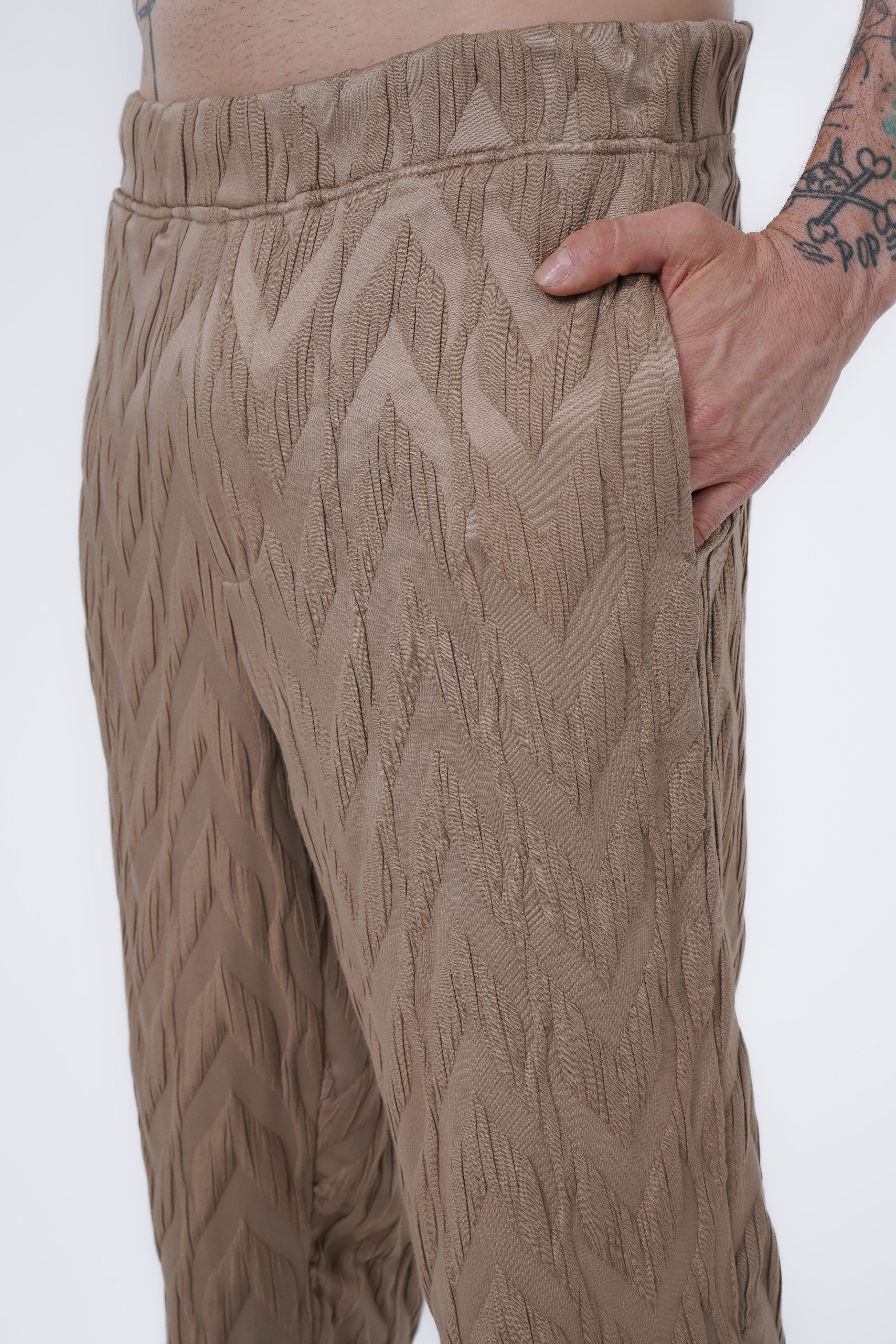 zigzag jacquard jogger