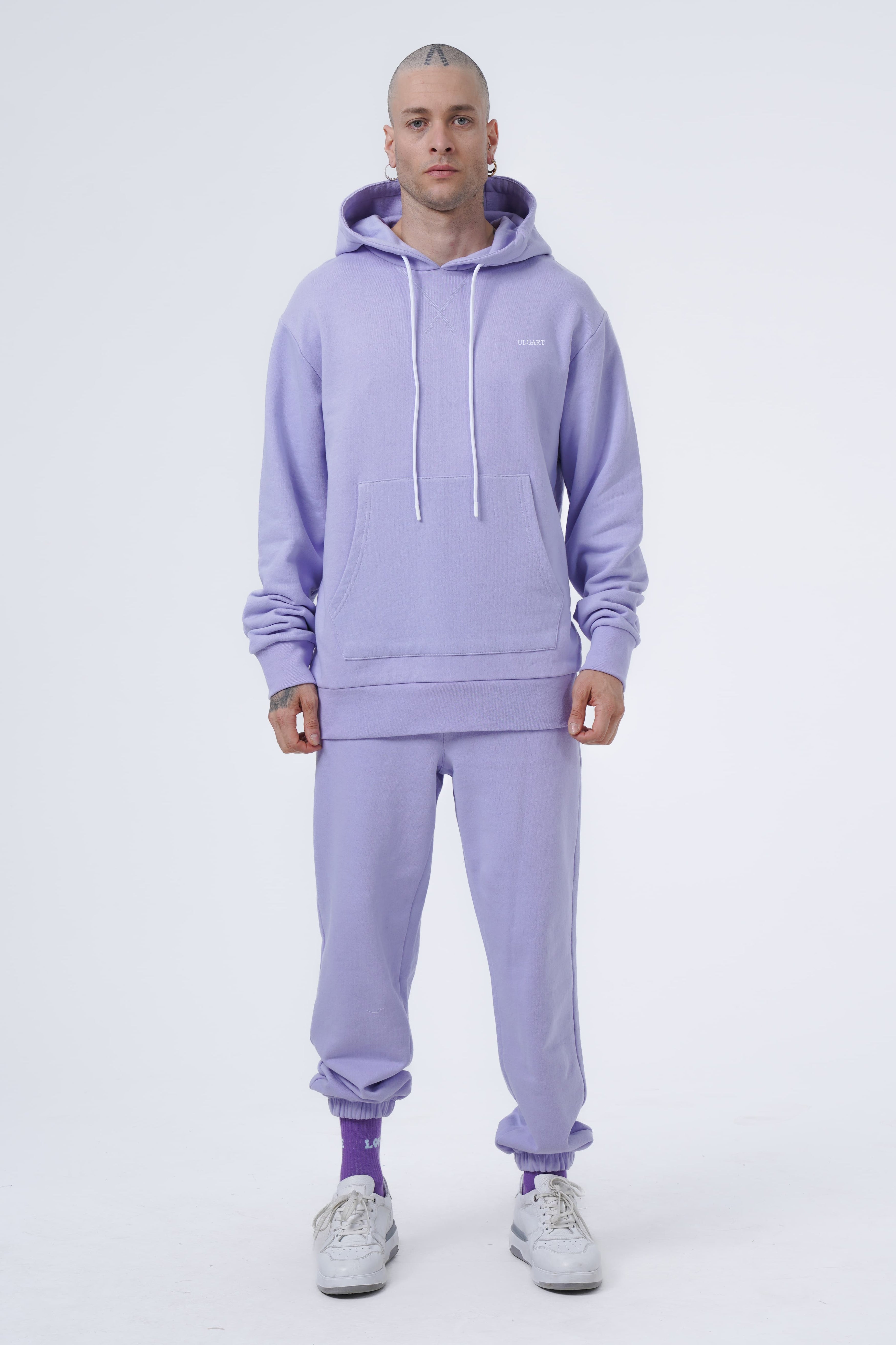 kangoroo pocket hoodie