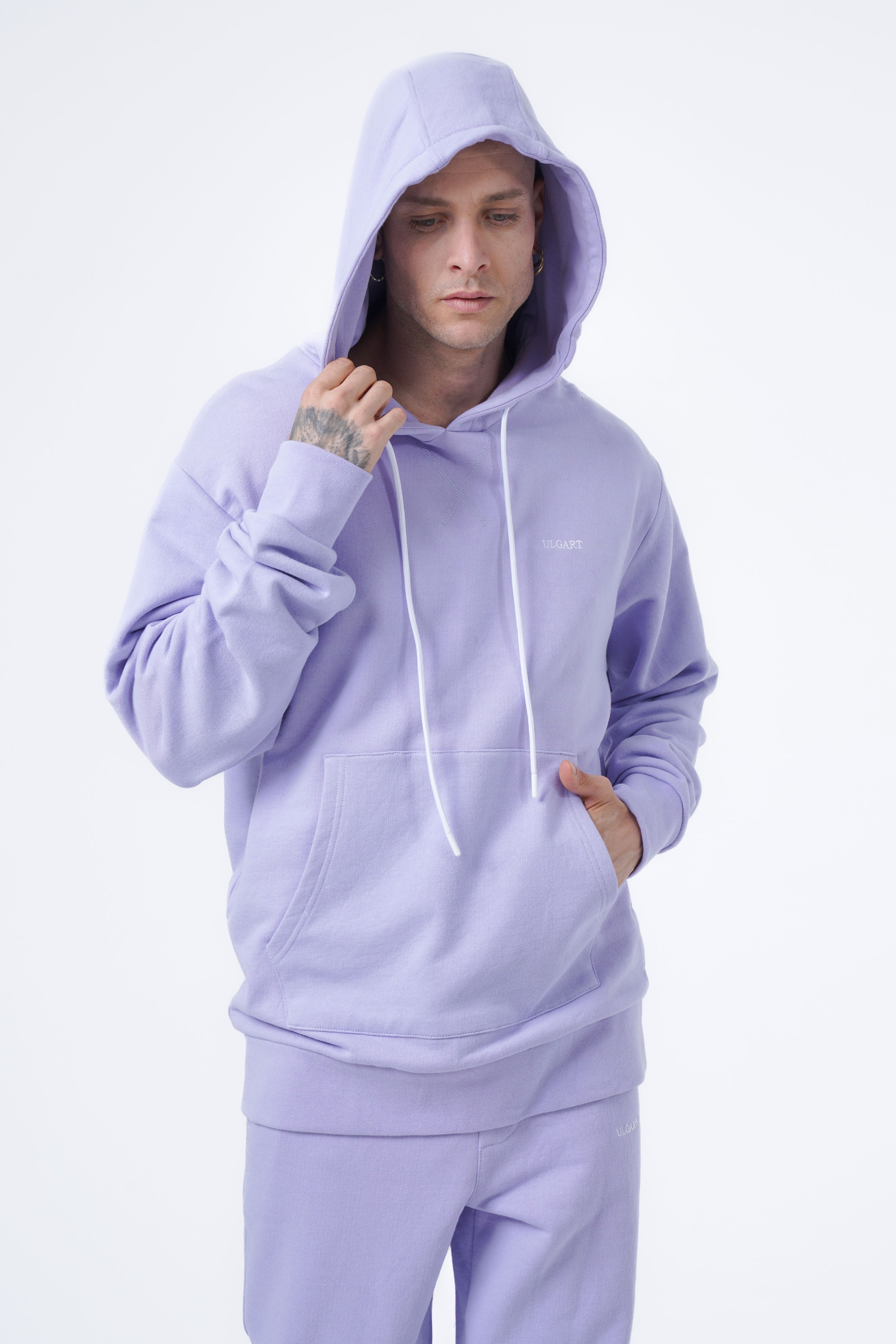 kangoroo pocket hoodie