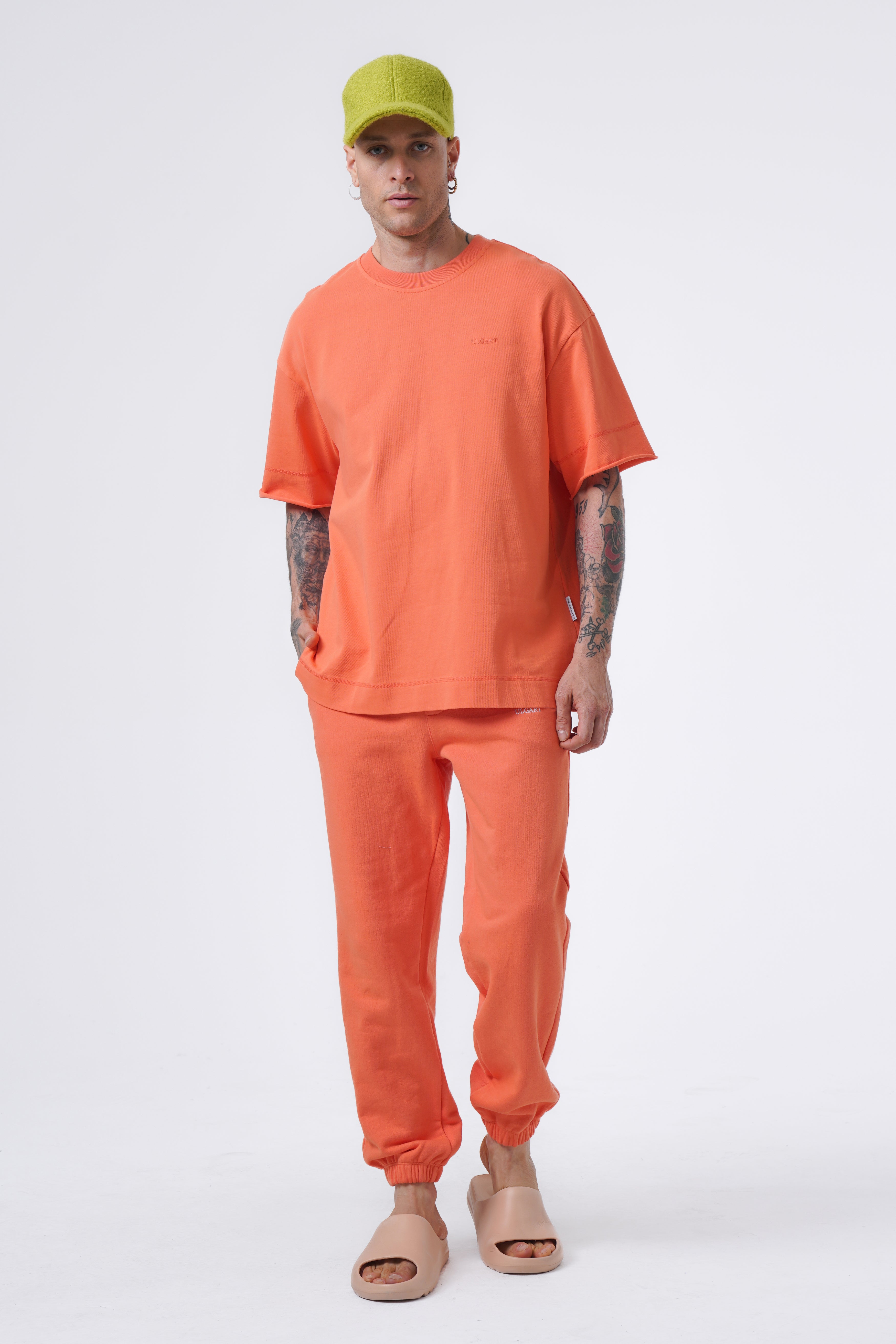übergroßes T-Shirt