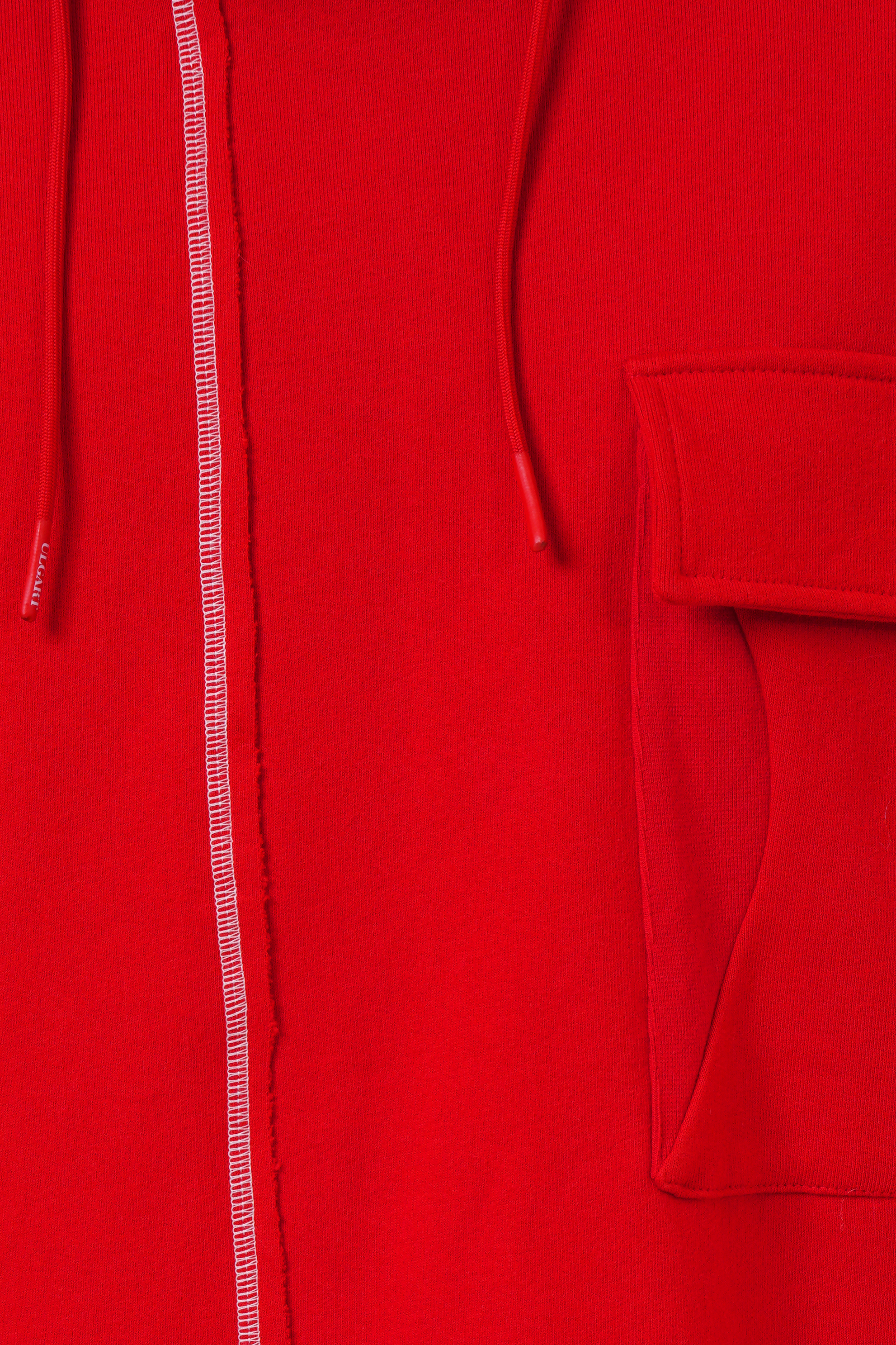 oversize hoodie with contrast stitch and pocket