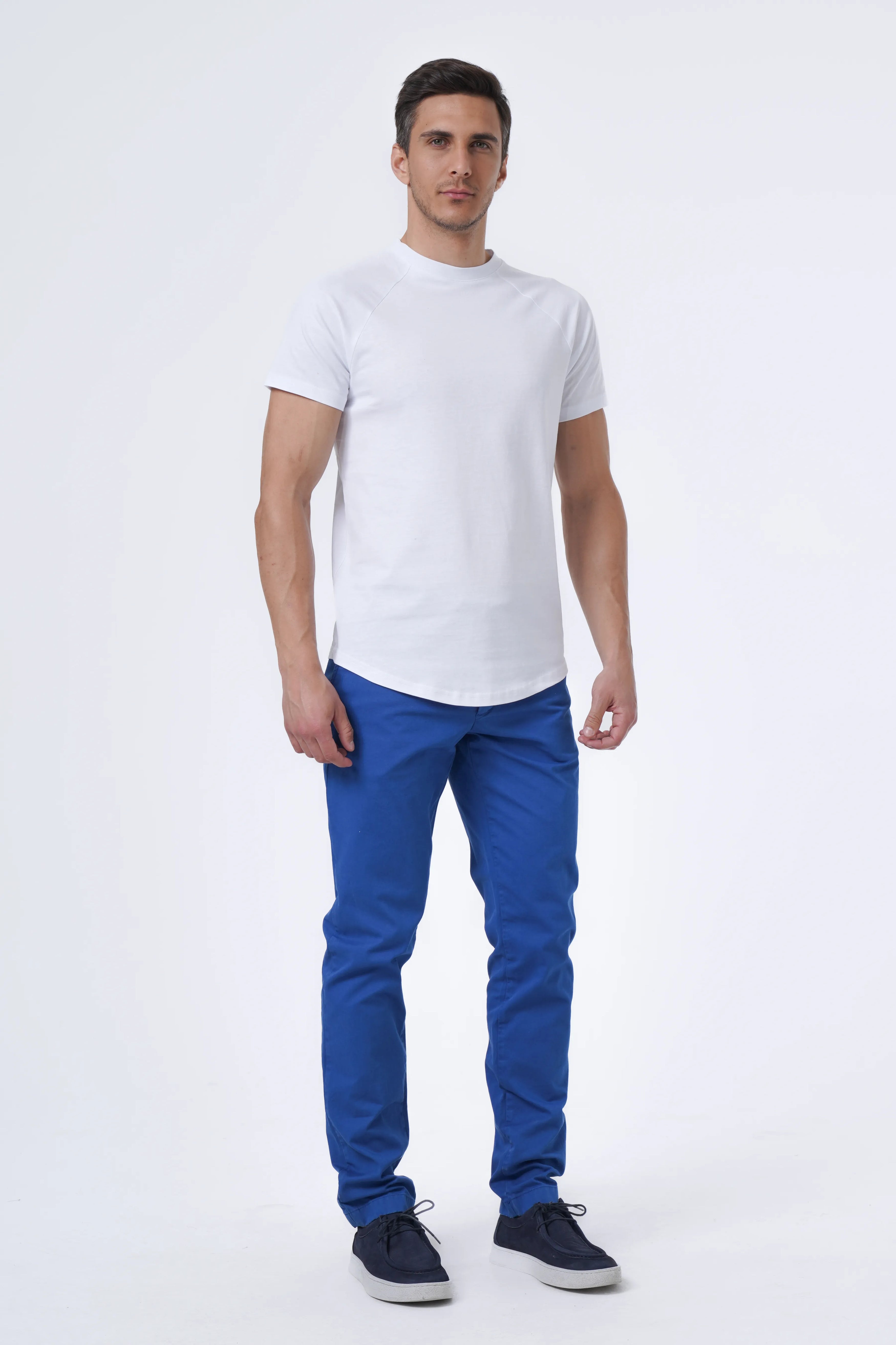 raglan tshirt with print in the back