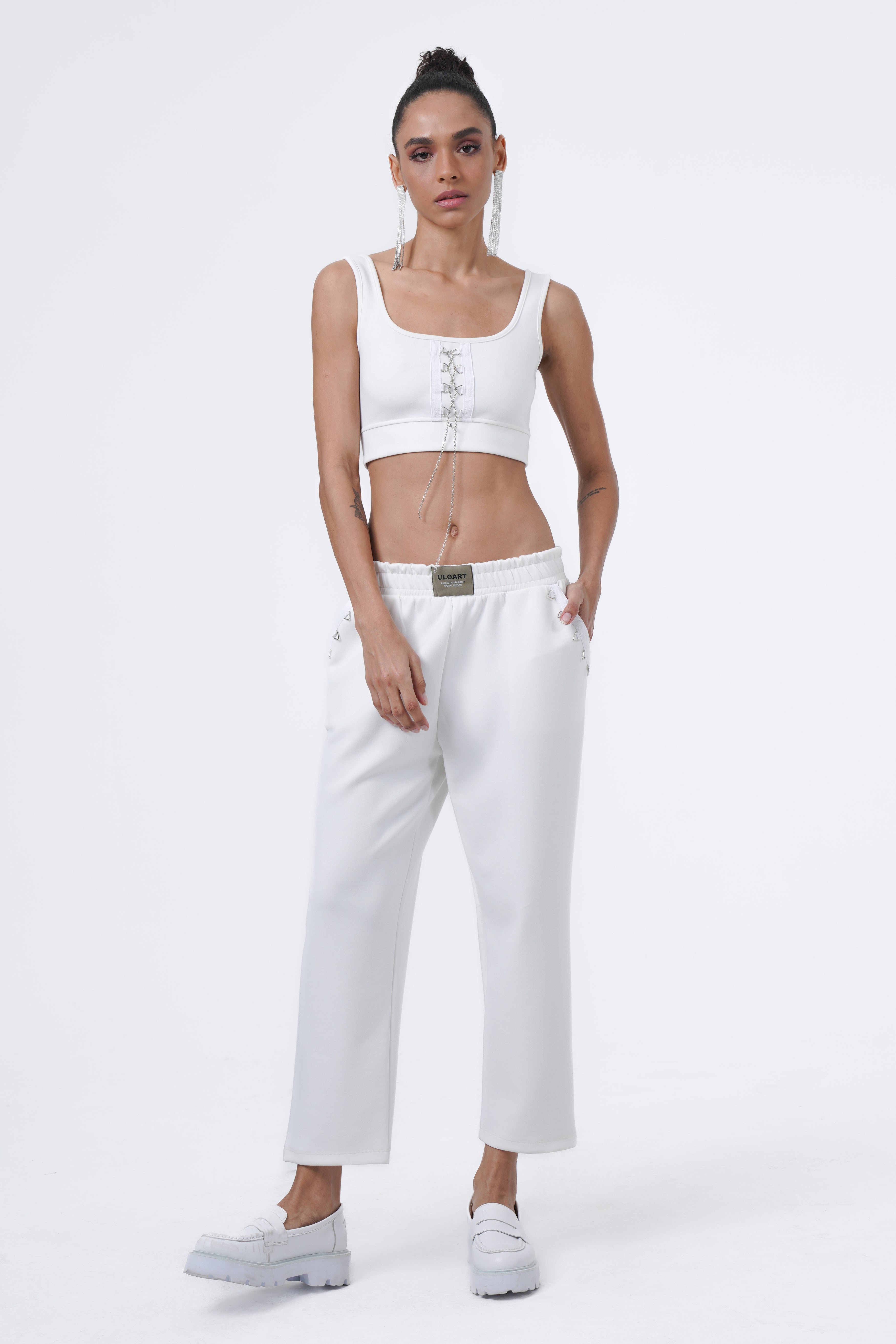 pant with metal accessories