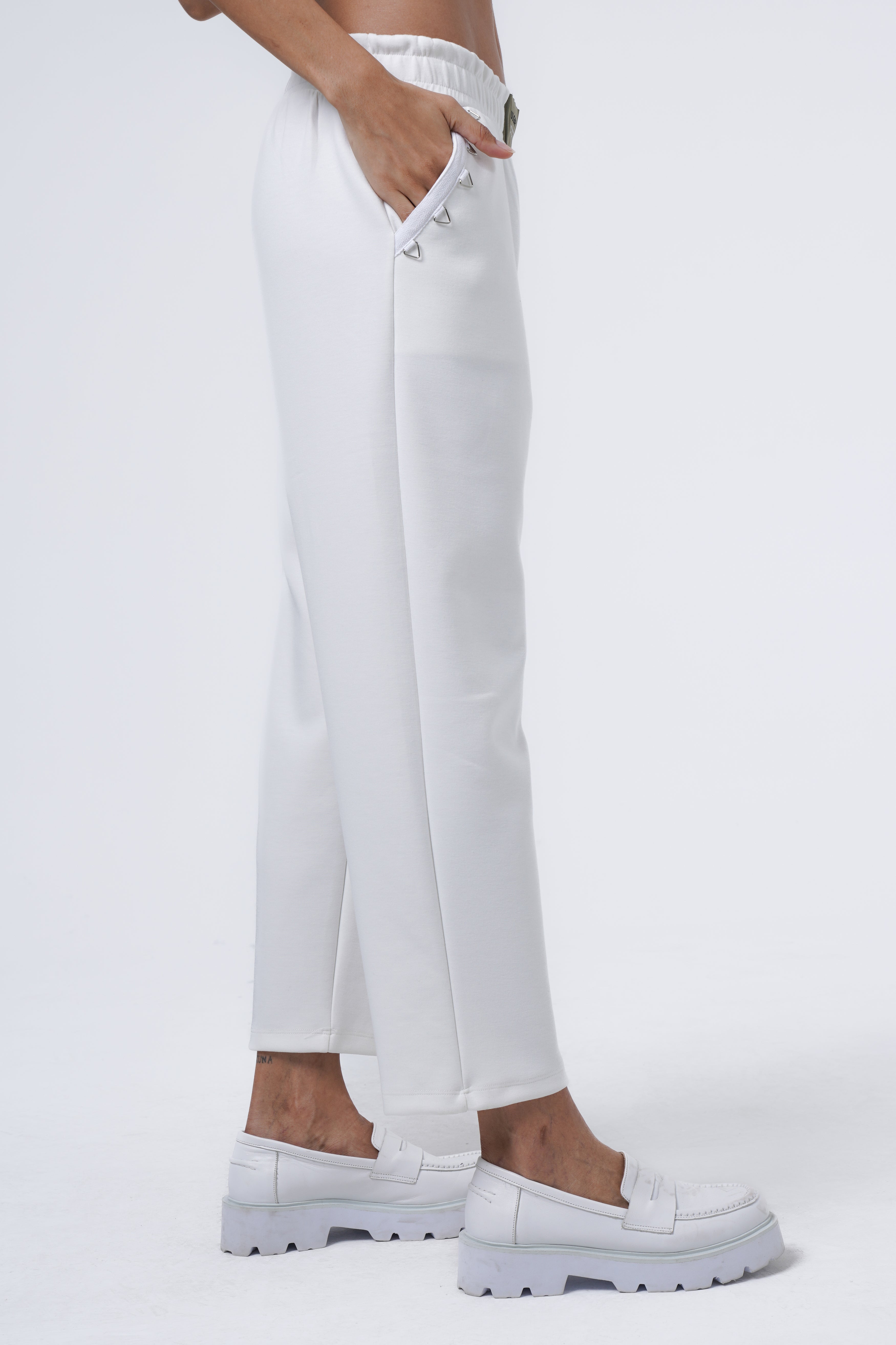 pant with metal accessories