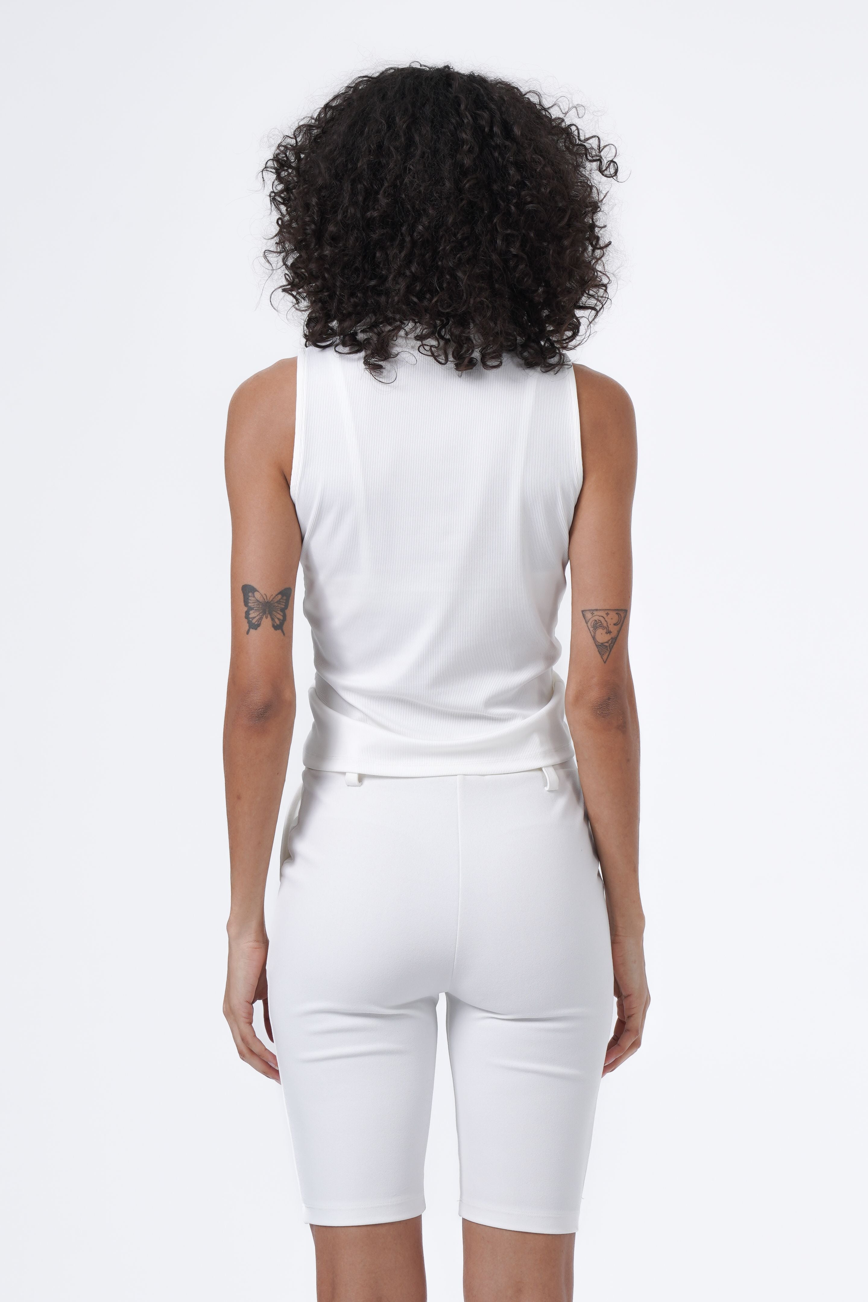 RUCHED V NECK TOP