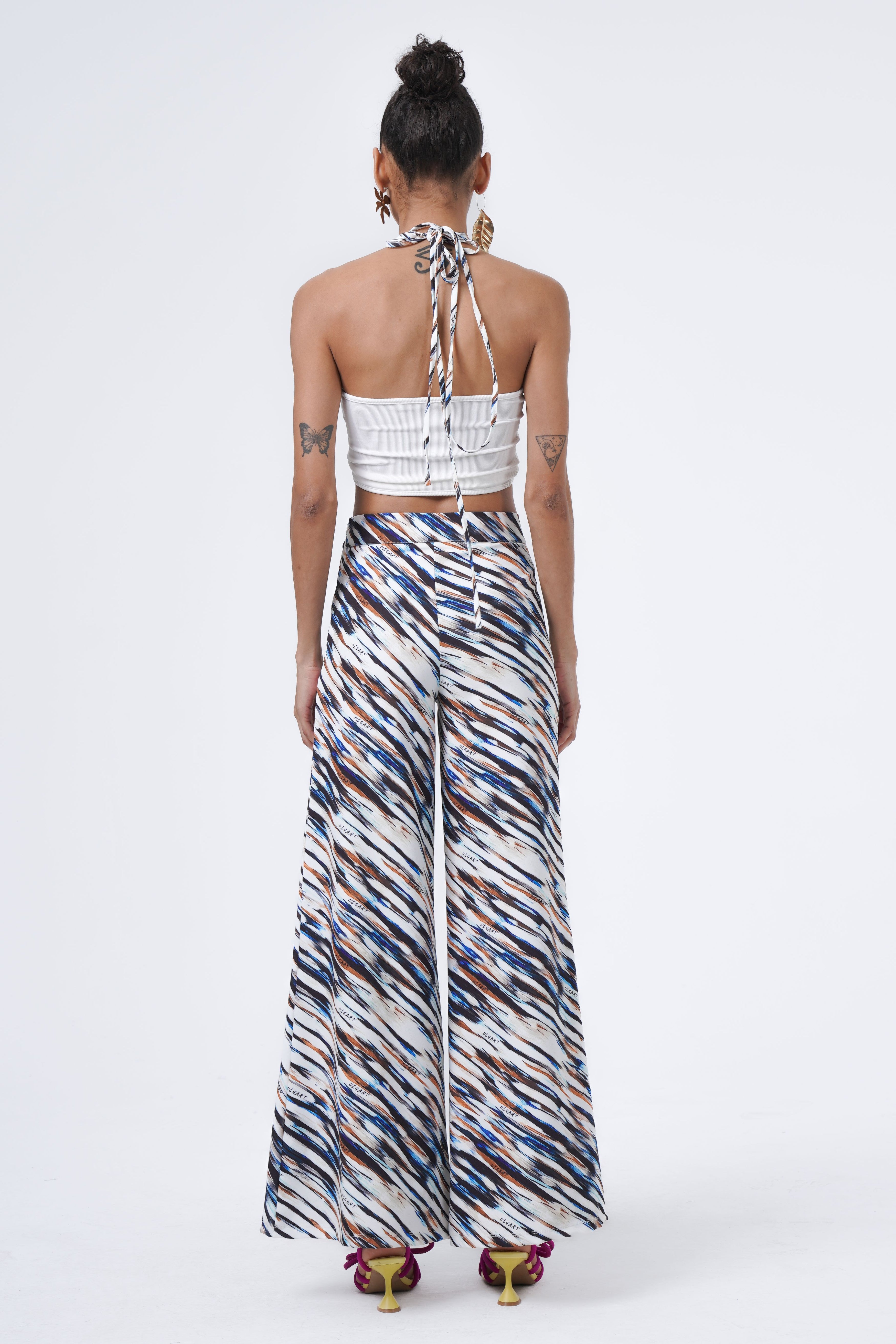 SHIRRED STRAPLESS
