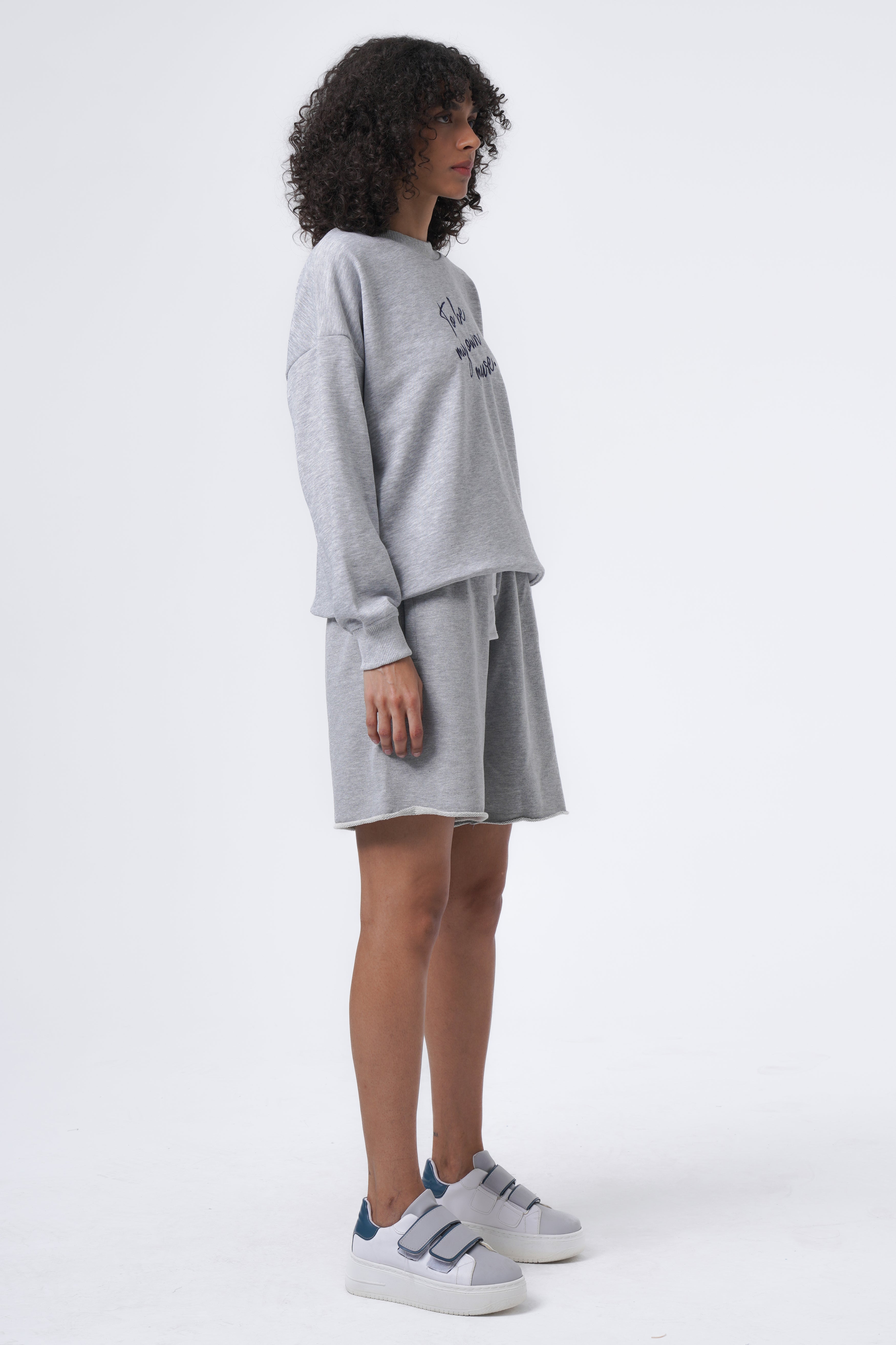 embroidery detailed sweatshirt