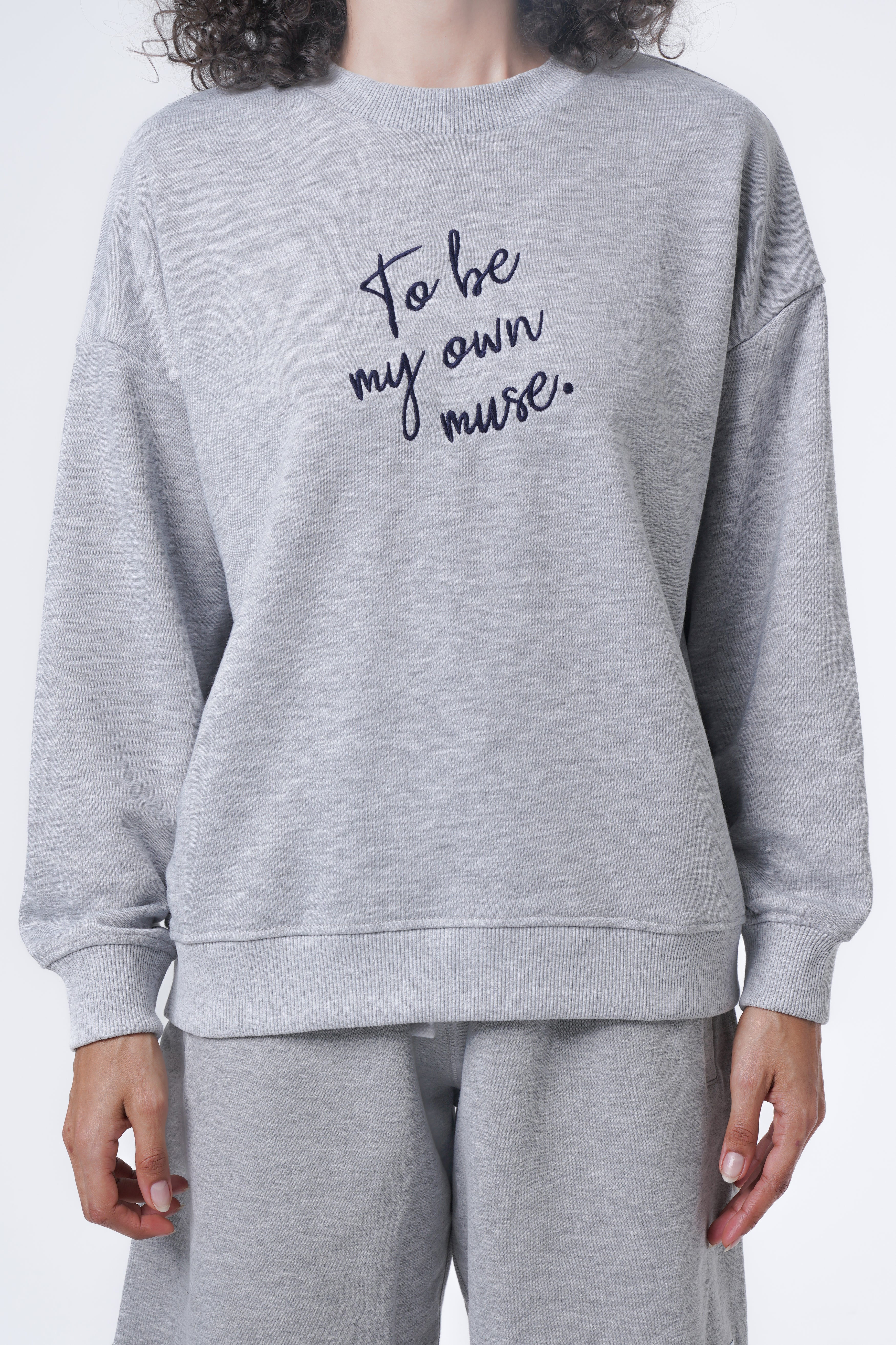 embroidery detailed sweatshirt