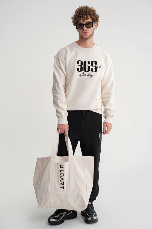 Nataly  Oversize Stickerei Sweat Antik White