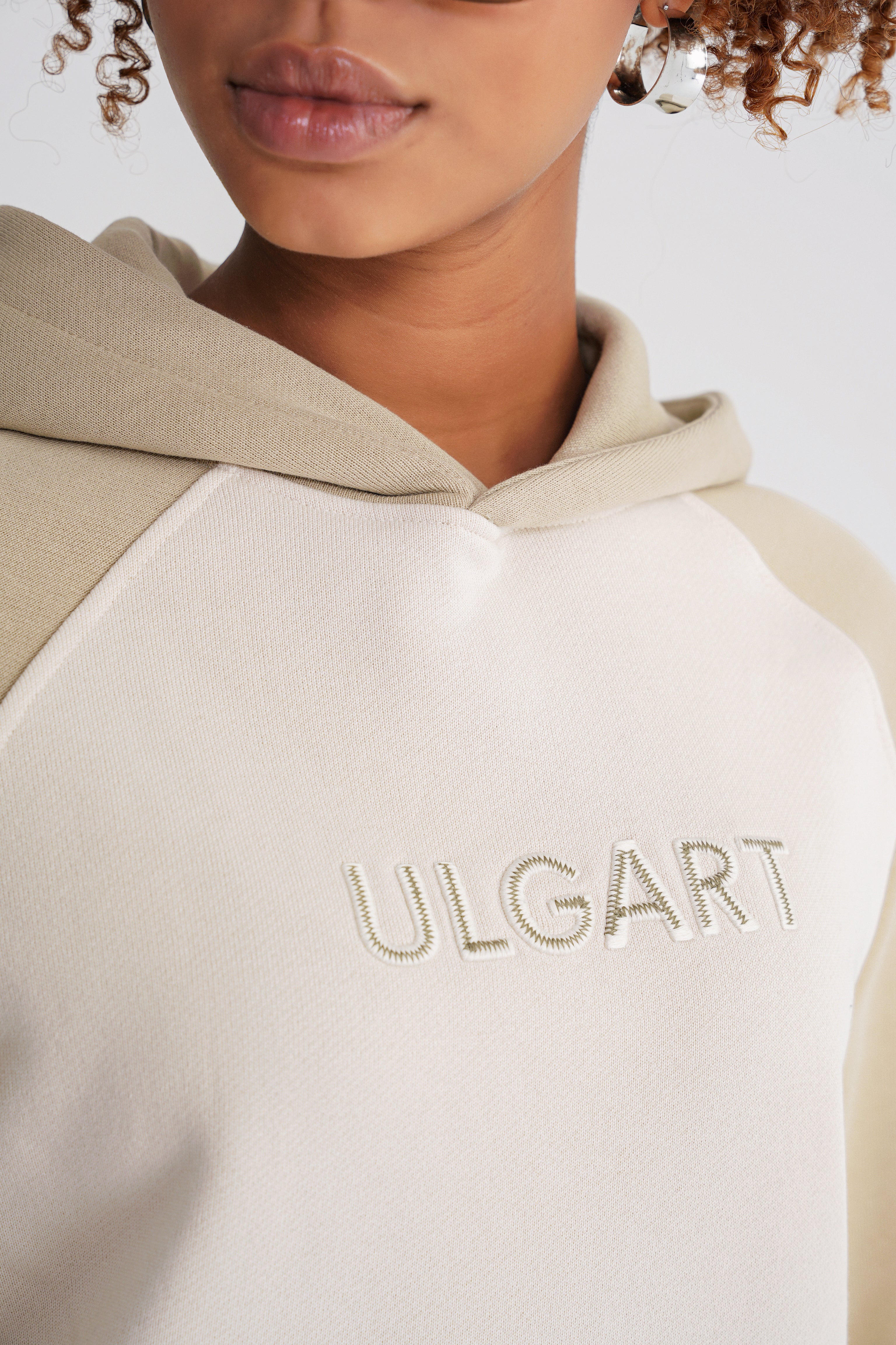 Andrew Oversize Reglan Hooddie Sprey Green -Antik White