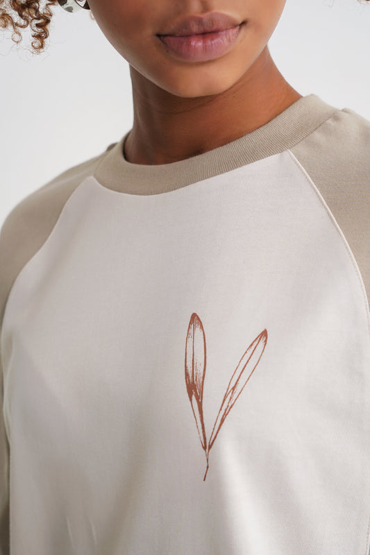 Reglan Flowers Oversize T-shirt Sprey Green -Antik White