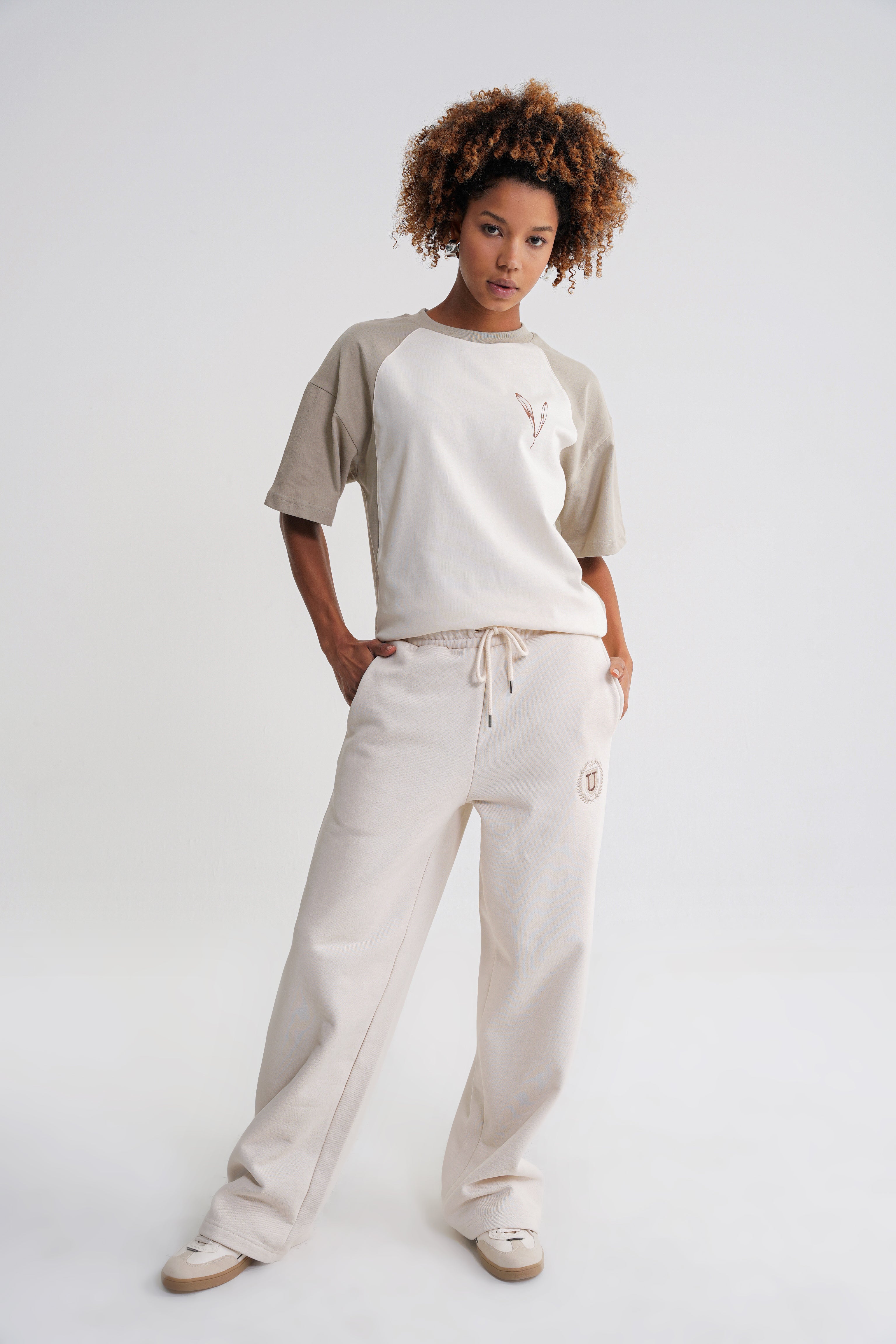 Reglan Flowers Oversize T-shirt Sprey Green -Antik White